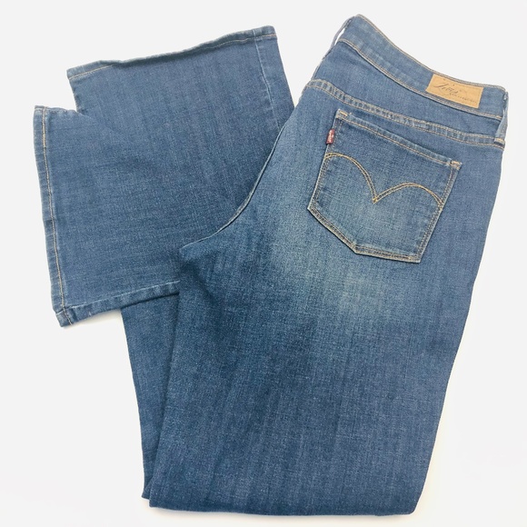 Levis Slight Curve Classic Bootcut 231 